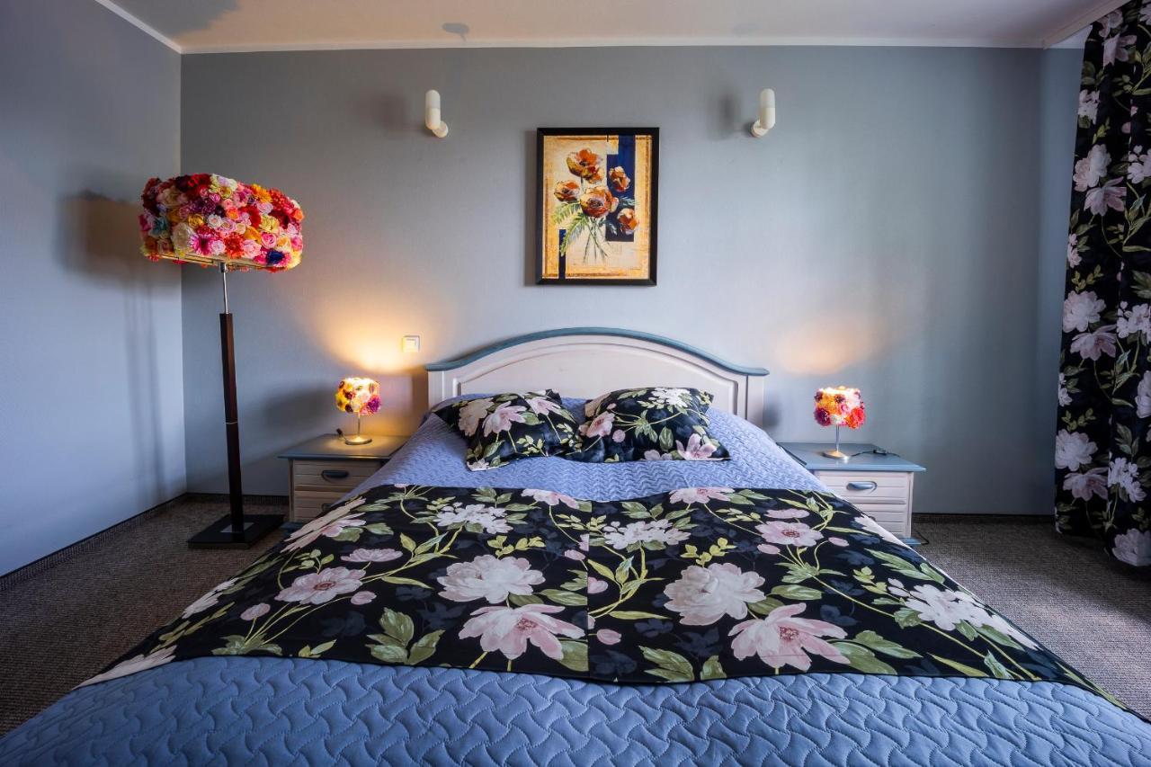 Guest House Nicava Bernāti Екстериор снимка