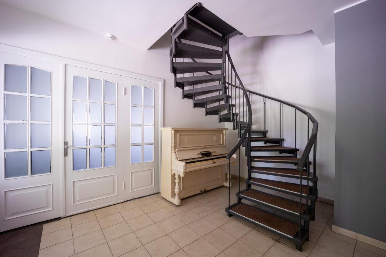 Guest House Nicava Bernāti Екстериор снимка