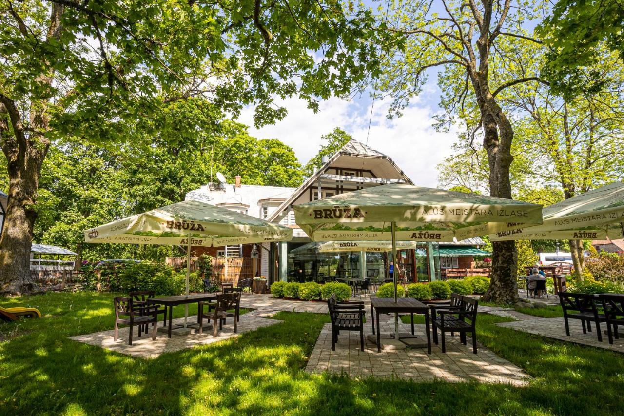 Guest House Nicava Bernāti Екстериор снимка