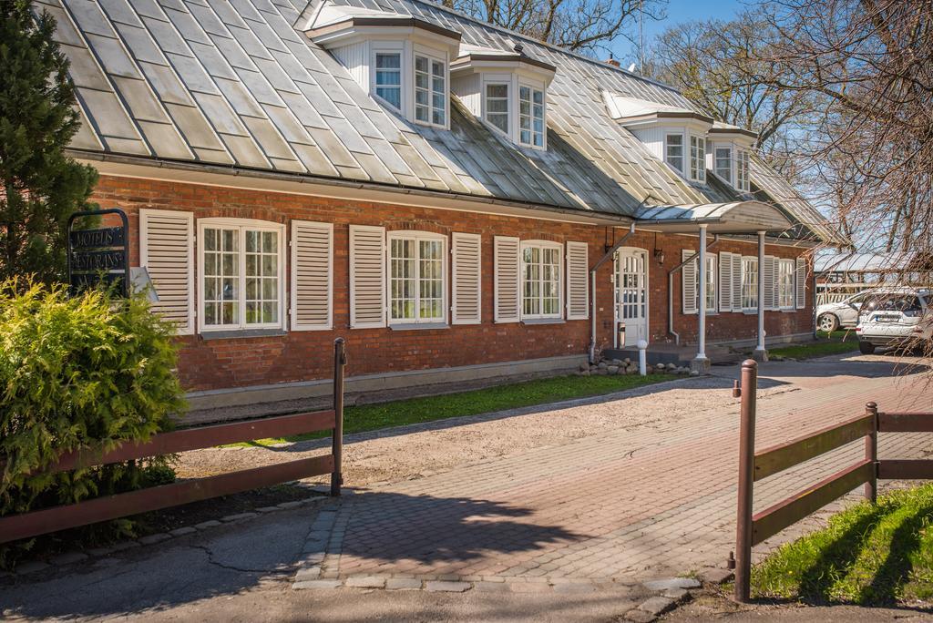 Guest House Nicava Bernāti Екстериор снимка